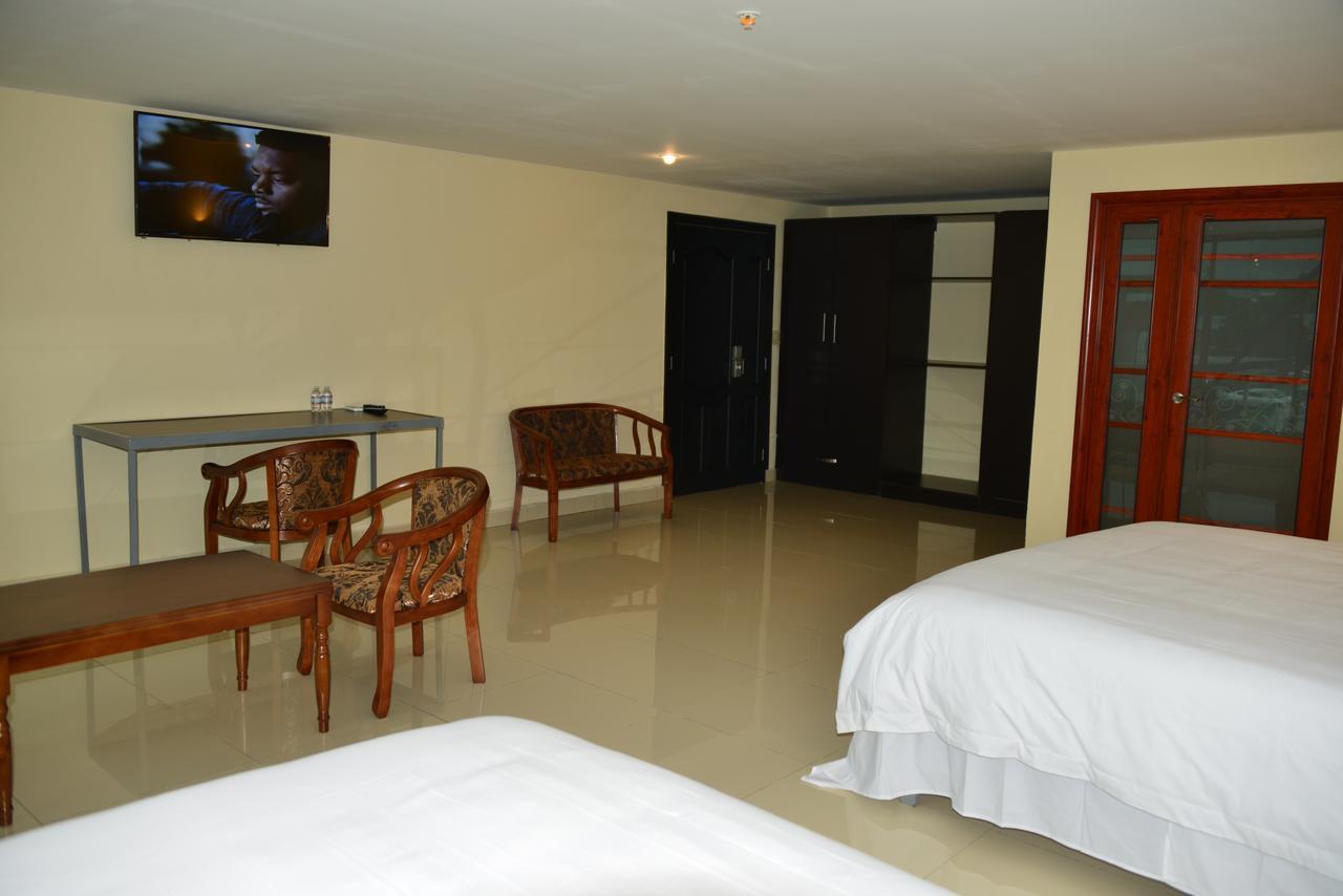 Hotel F Sur Inn Давид Экстерьер фото